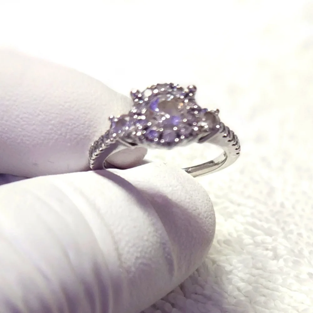 Diamond Ring - Picture 1 of 7